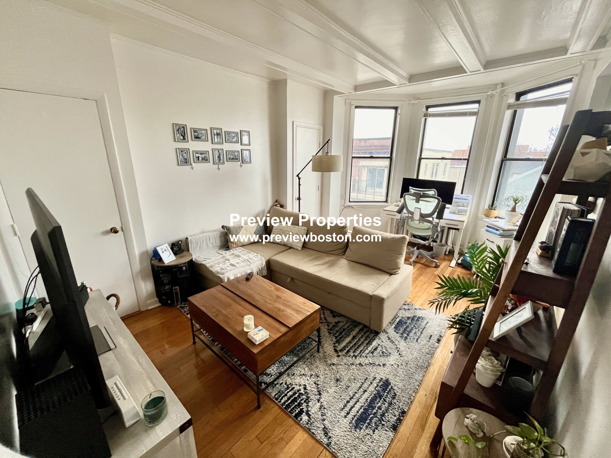 26 Commonwealth Ter, Brighton