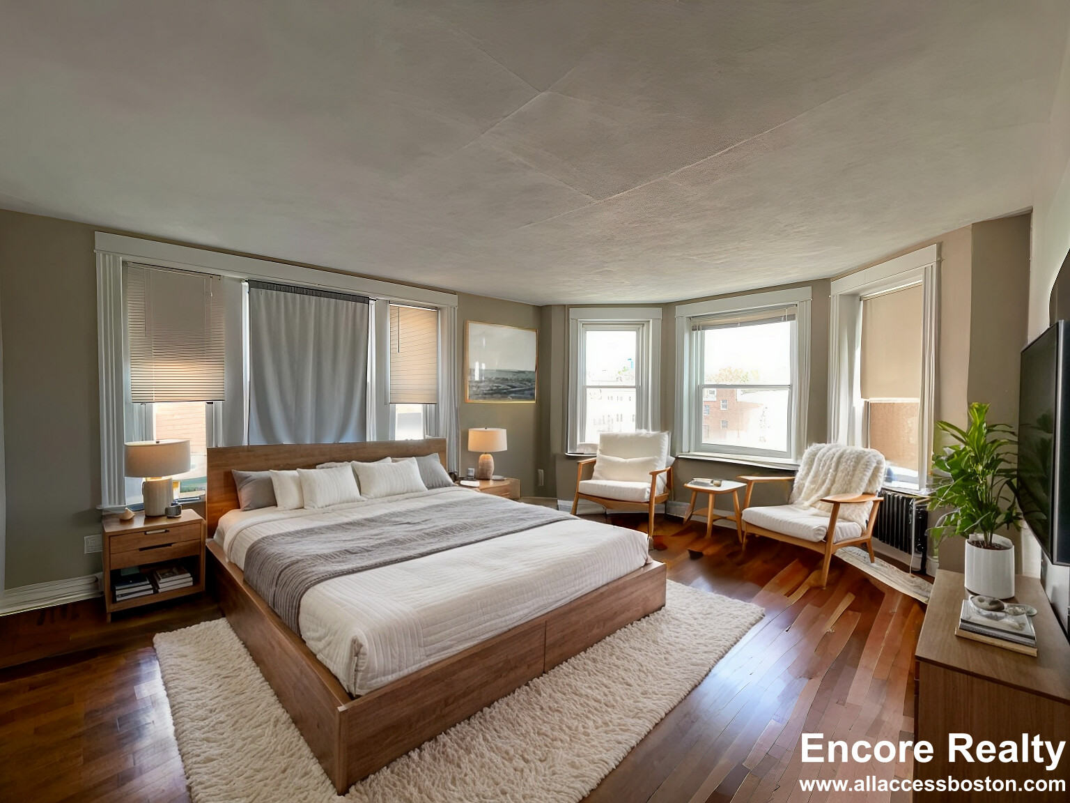 33 Stearns Rd, Coolidge Corner