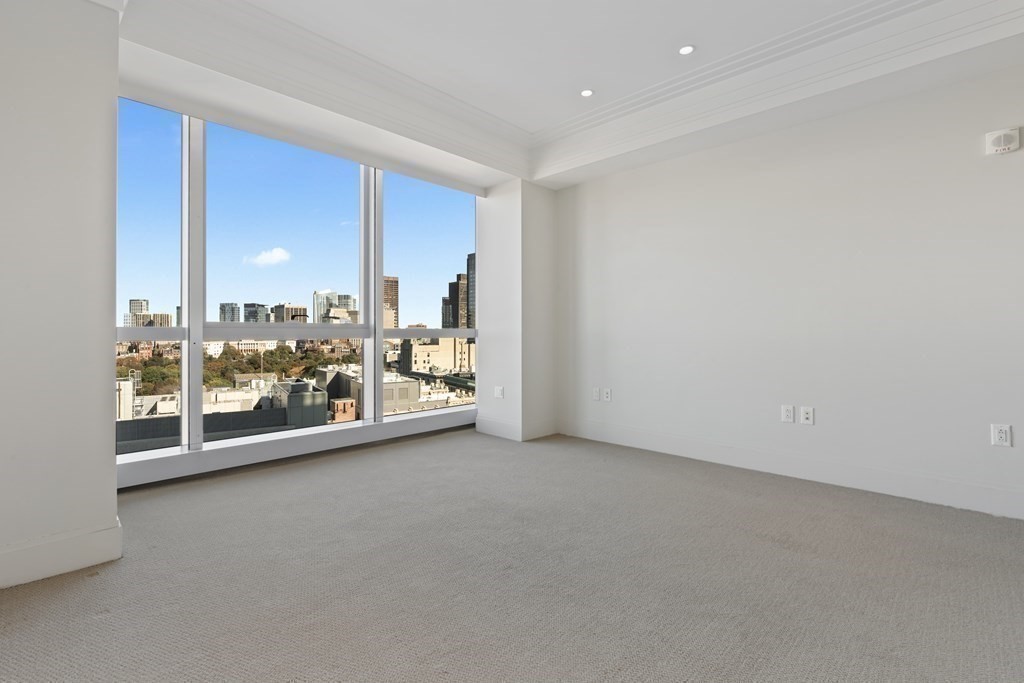 110 Stuart St, Downtown