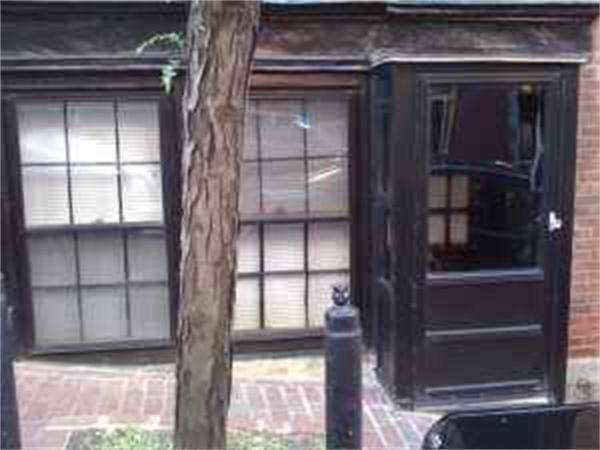 53 Garden St, Beacon Hill