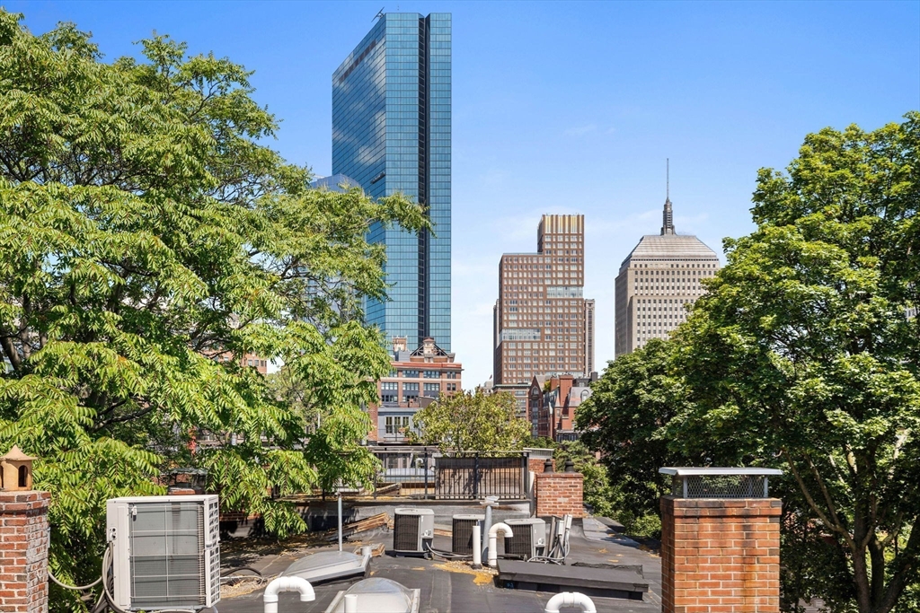 32 Clarendon, South End