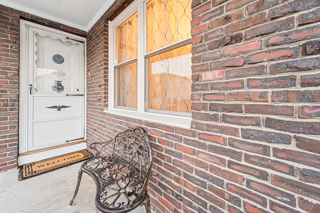 14 Newman St, Revere