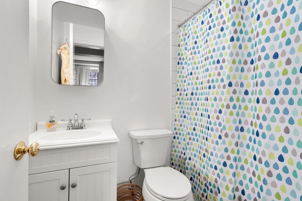 3 Winthrop St, Charlestown