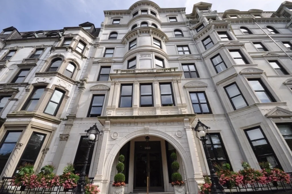160 Commonwealth Ave, Back Bay