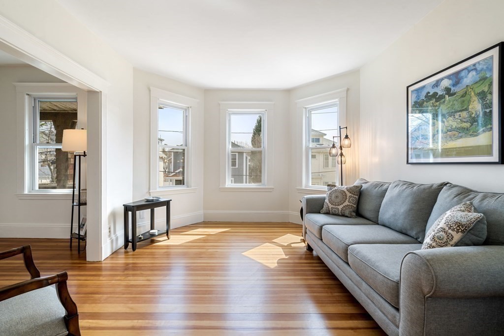 172 Beech St, Belmont