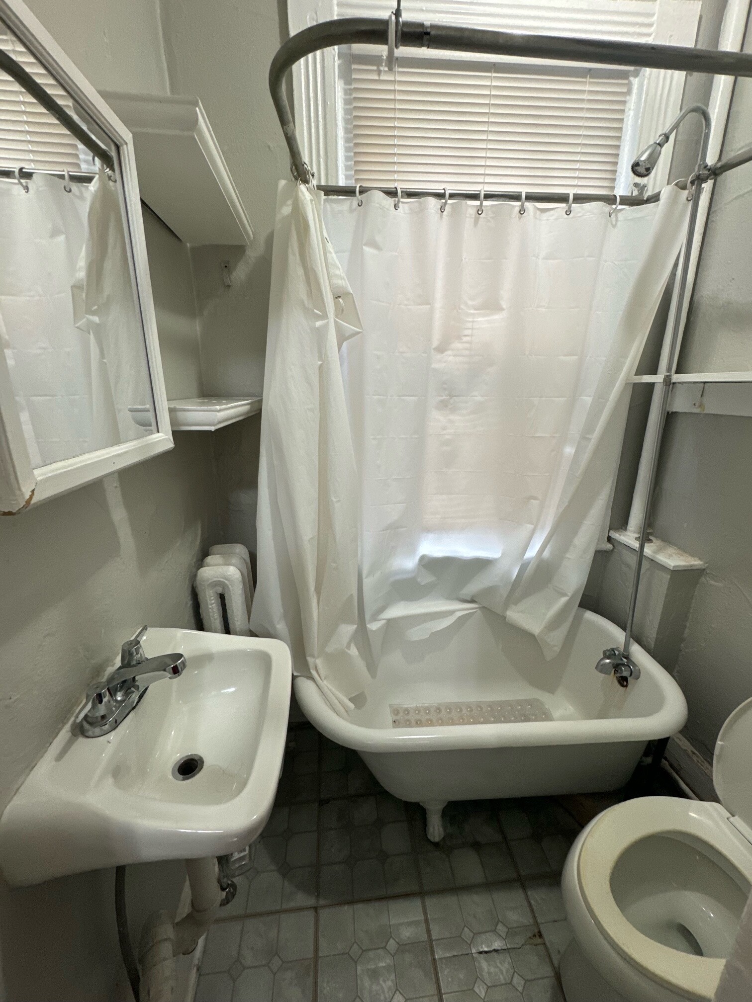 3 Champney Pl, Beacon Hill