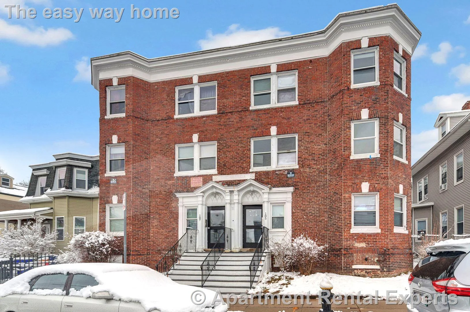 105 School St, Roxbury