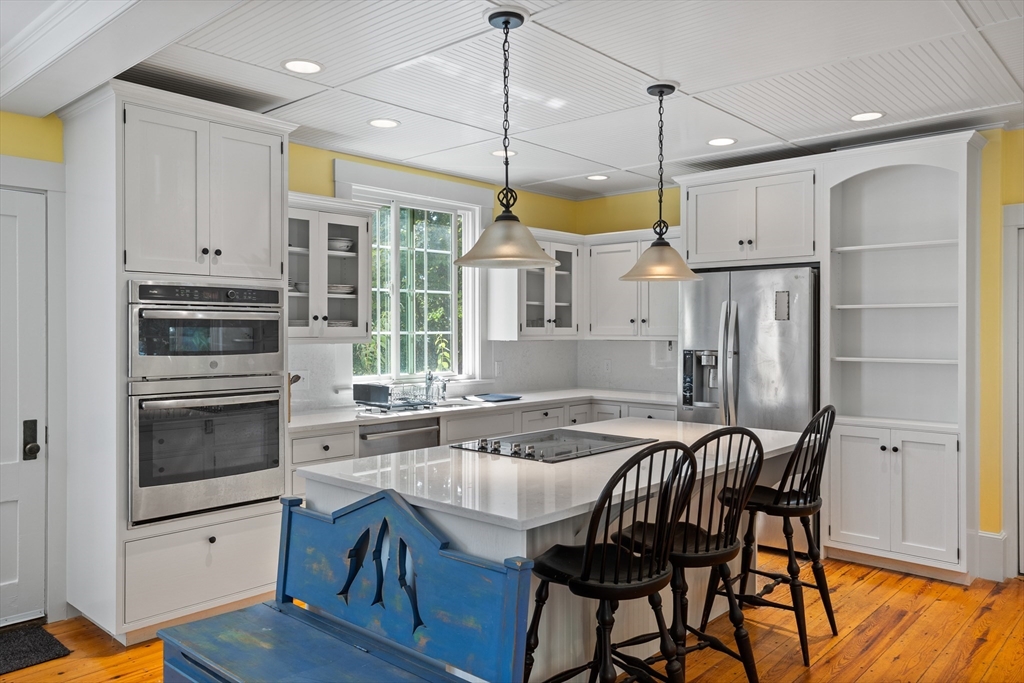 362 King St, Littleton