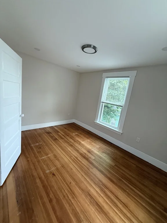 319 Canton Sr, Fitchburg