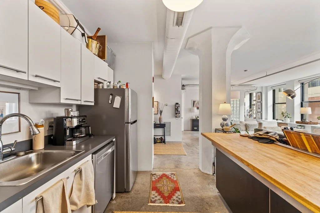 453 Washington St, Midtown