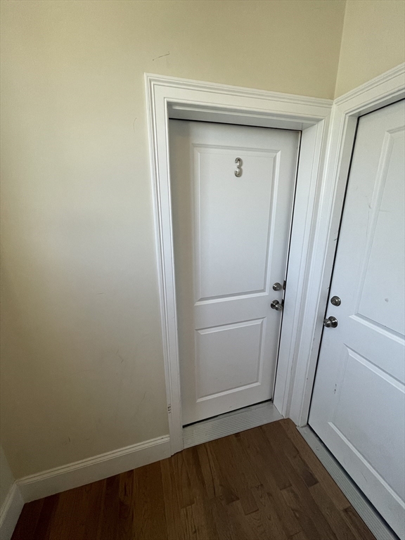 7 Wendell Pl, South Boston