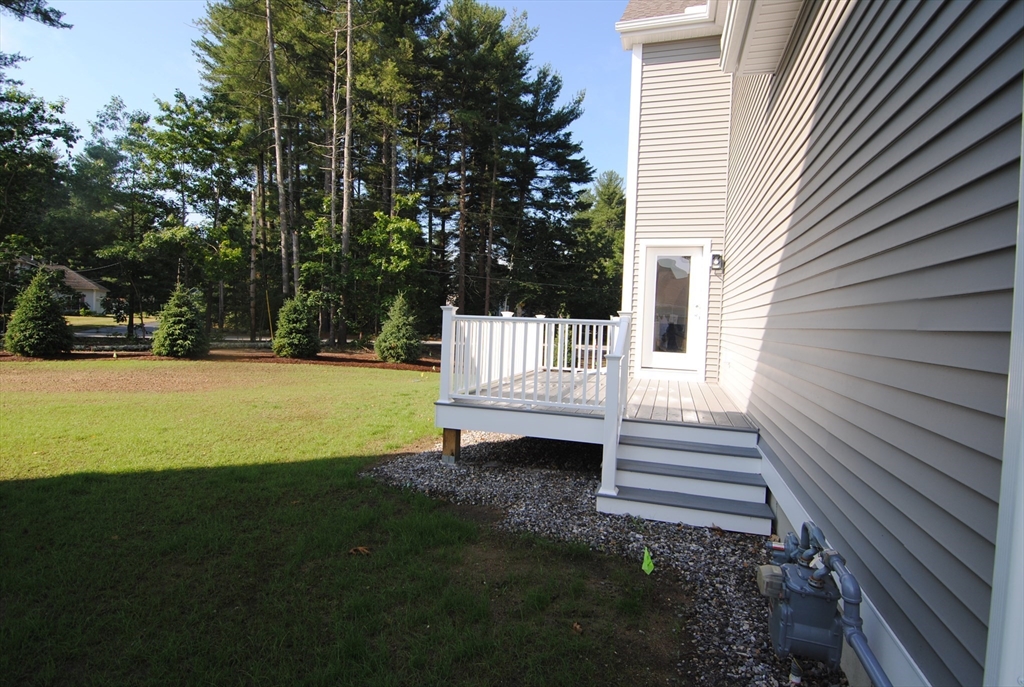 1 Scout Ln, Nashua