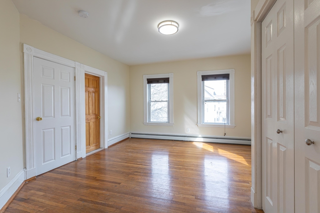 376 Medford St, Somerville