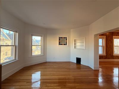 16 Stanford Ter, Ward Two