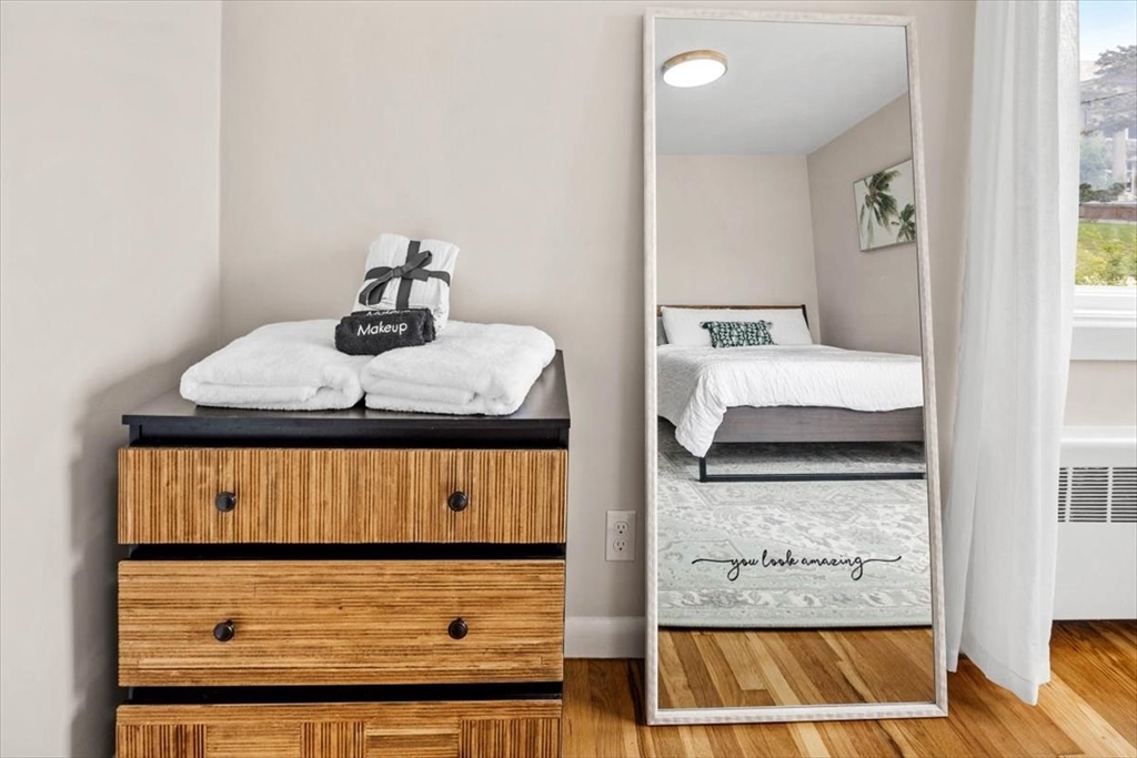 80 Central Ave Summer, Hull