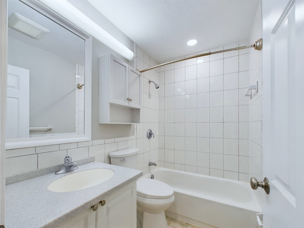 445 Pleasant, Weymouth Landing