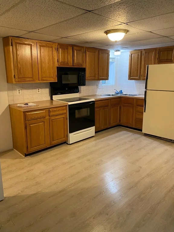 75 North Ave, Revere