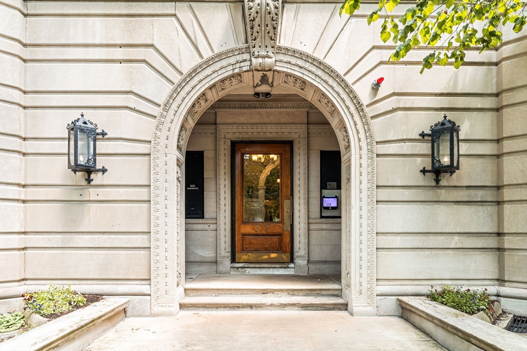 373 Commonwealth Ave, Back Bay