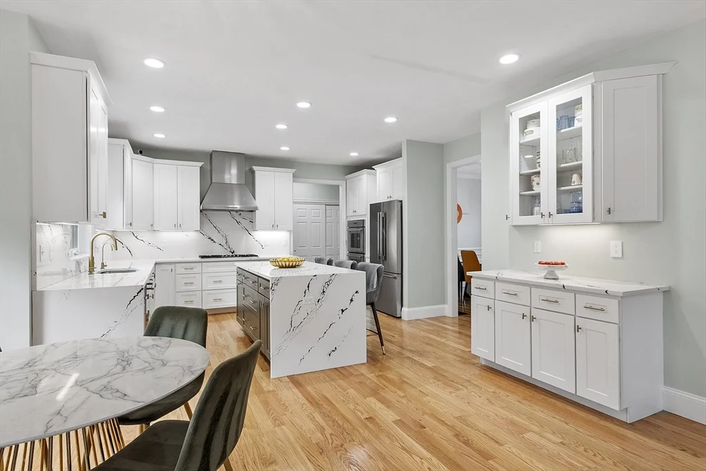 27 Spring Rd, Westborough