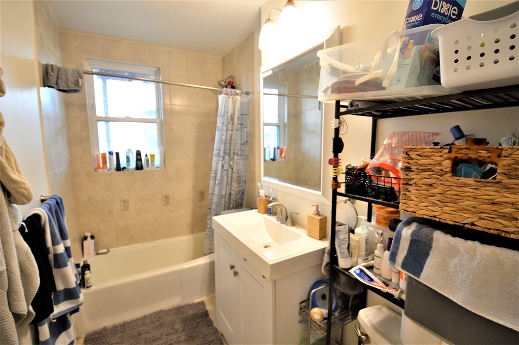 94 Montebello Rd, Jamaica Plain