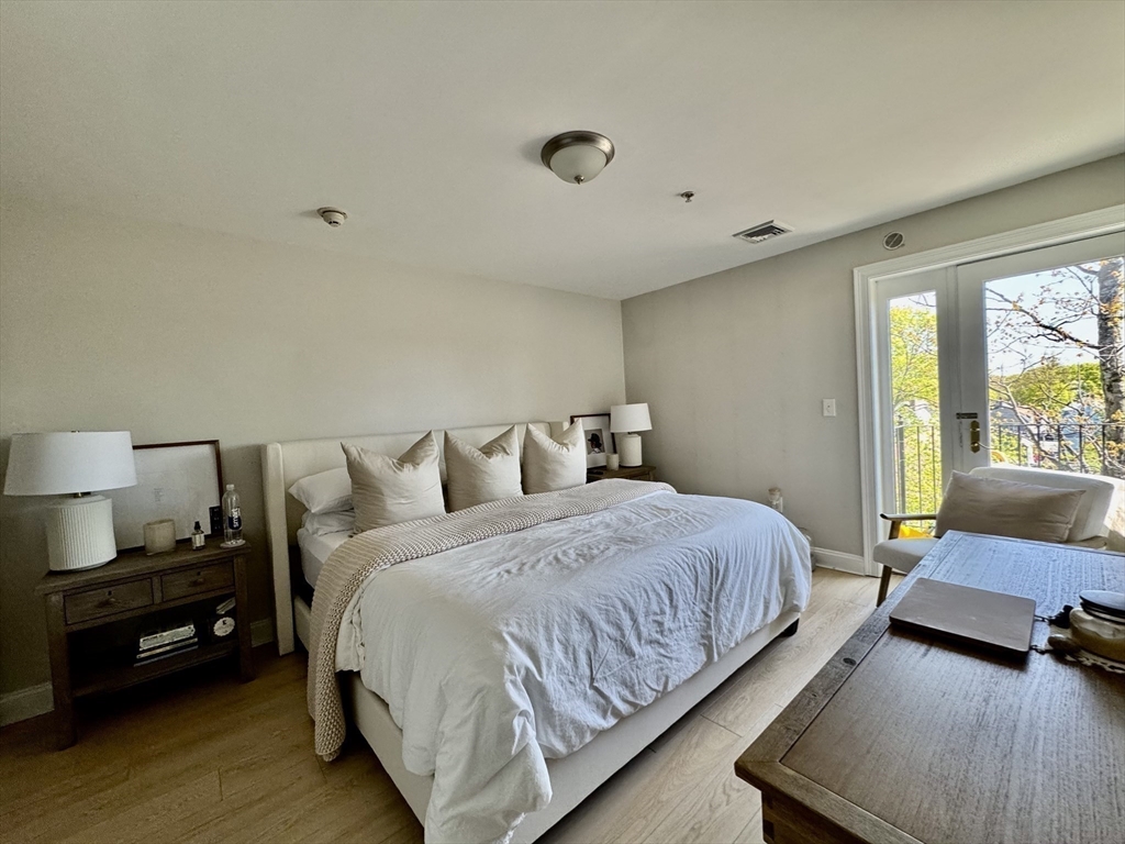 25 Alpine St, Hyde Park