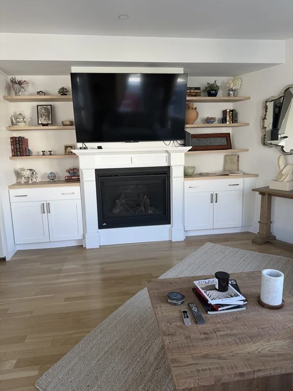 283 Old Colony, South Boston