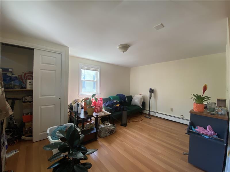 400 Franklin St, Riverside