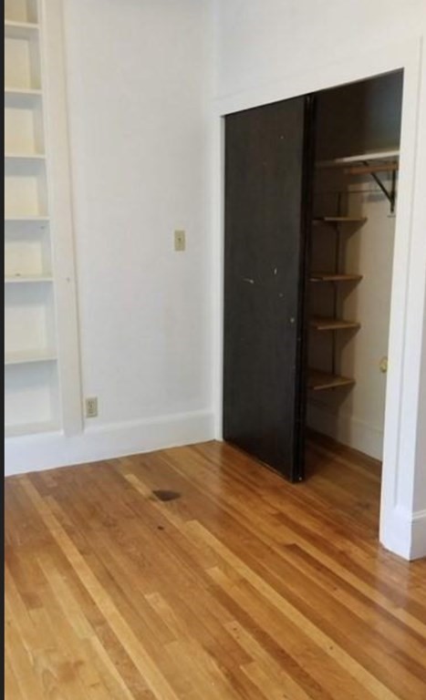 8 Sewall St, Mission Hill