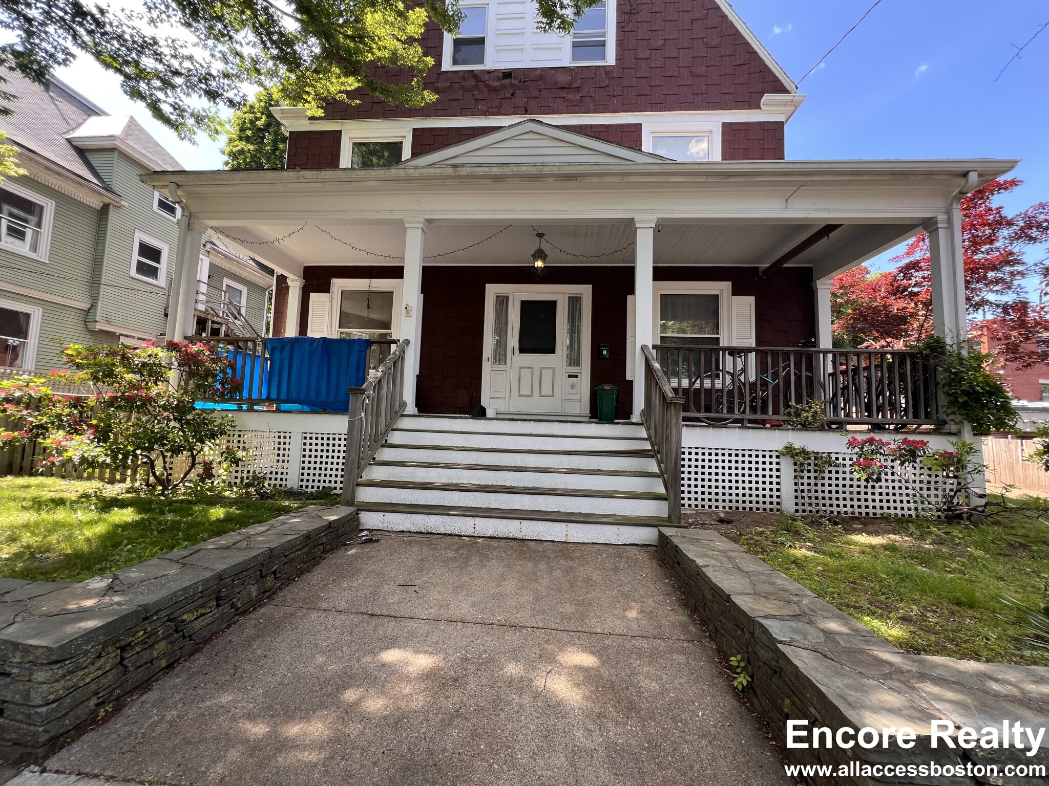 9 Kenwood St, North Brookline