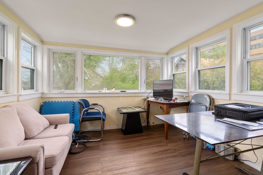 11 Elko St, Brighton