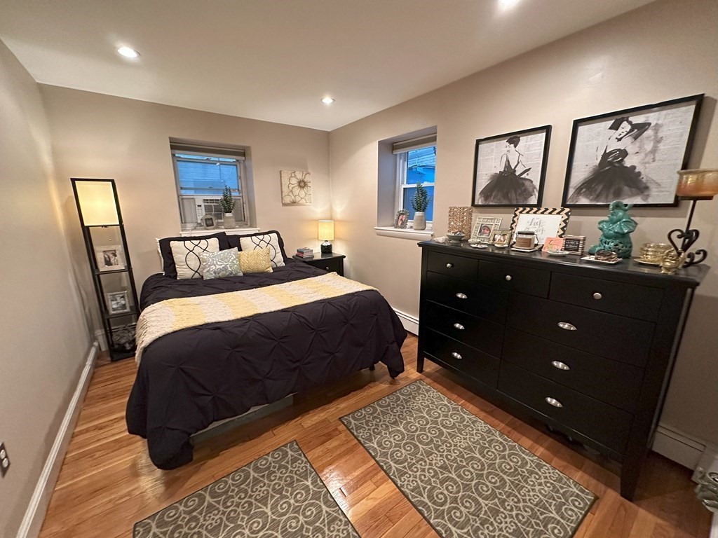 26 John, Coolidge Corner