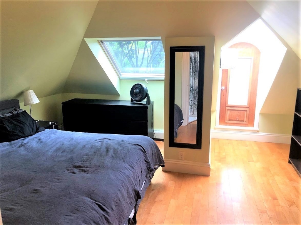 74 Chestnut St, Brookline