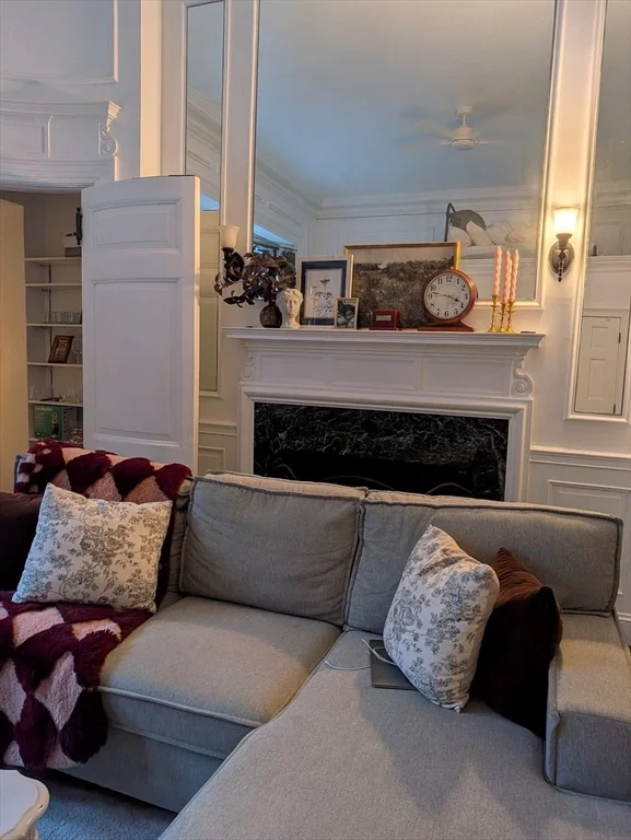 411 Beacon, Back Bay