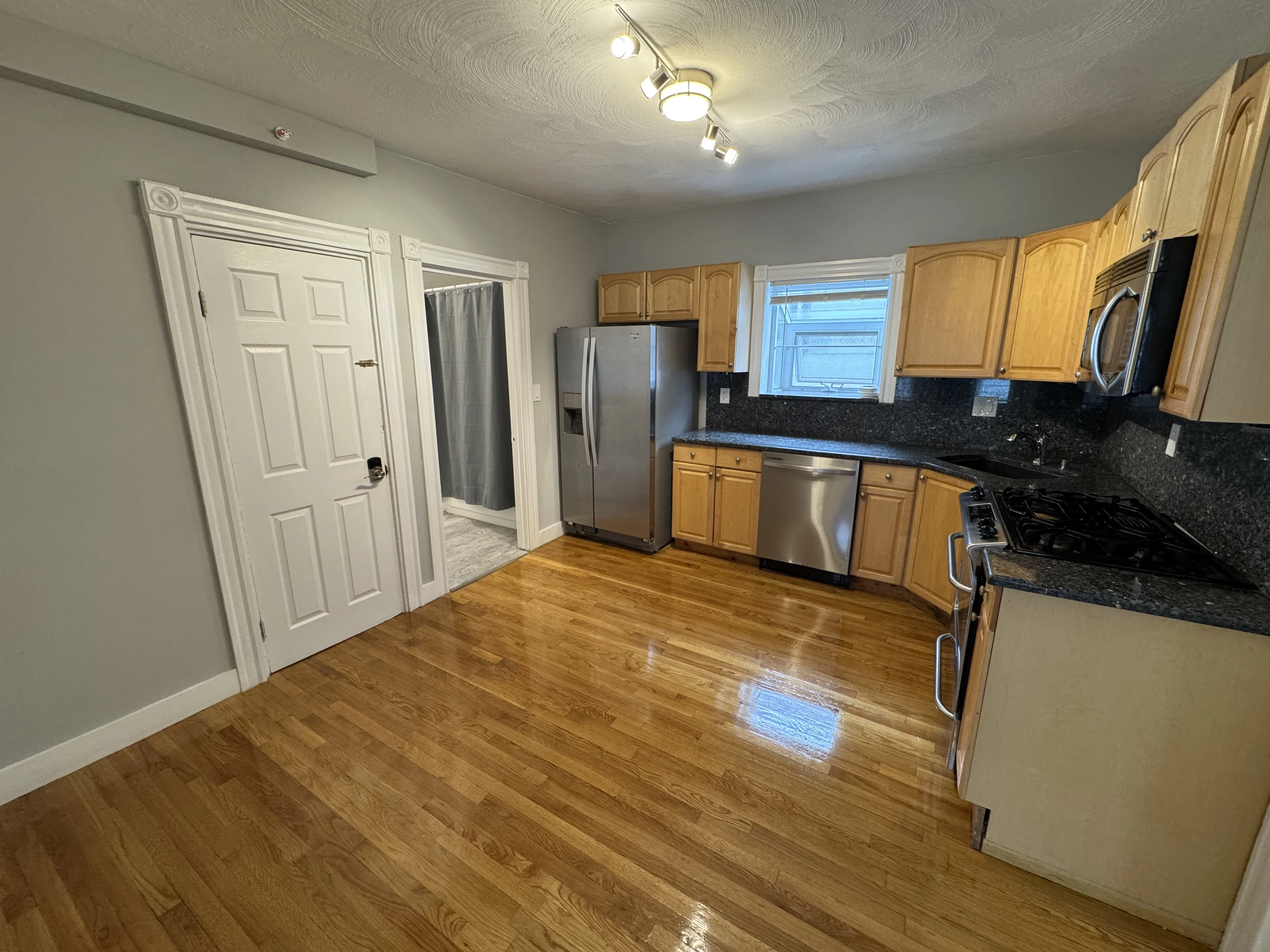 35 Cameron Ave, North Cambridge