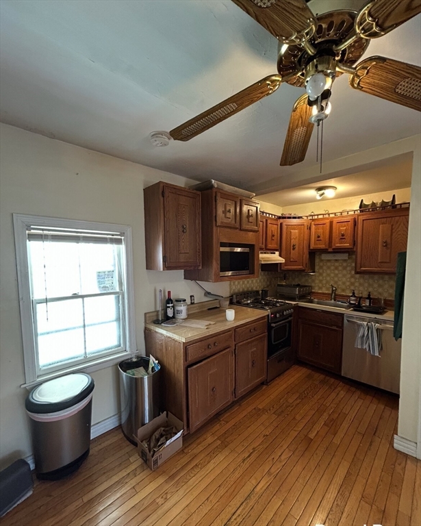 4 Saint Mary Rd, Central Square