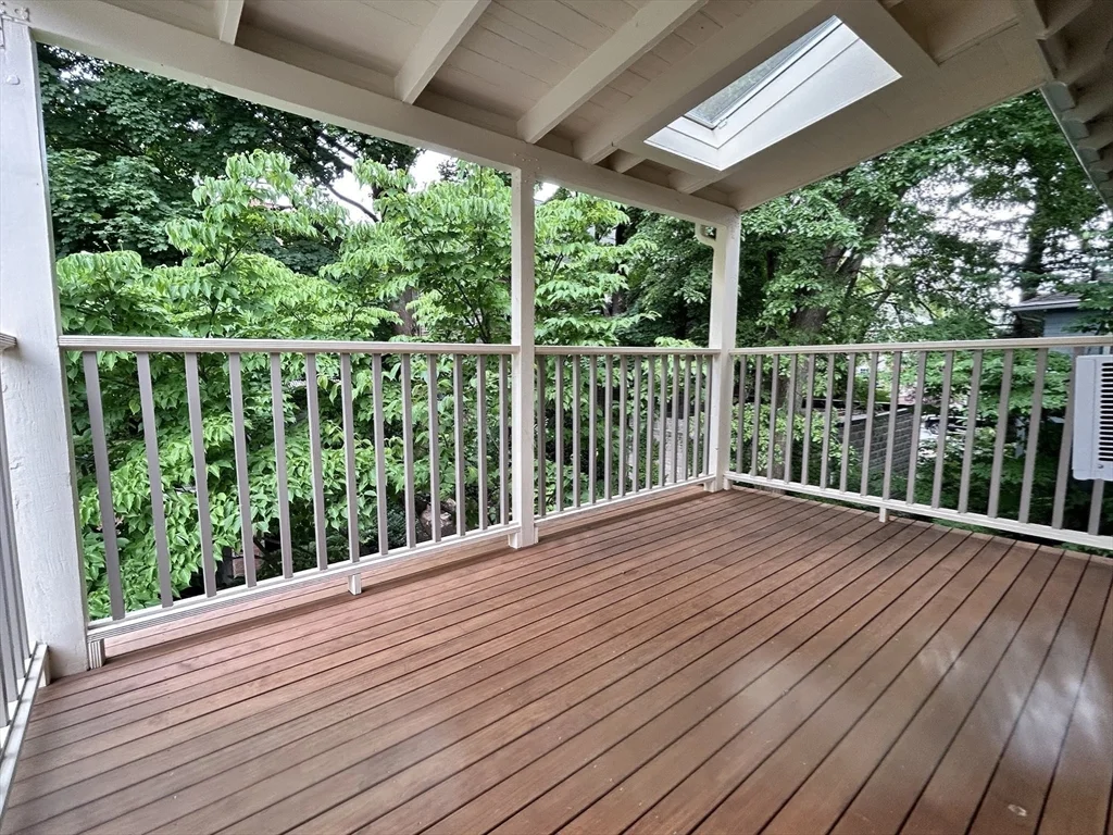 82 Stearns Rd, Coolidge Corner