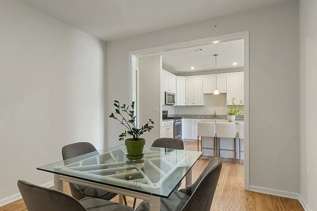 120 University, Westwood