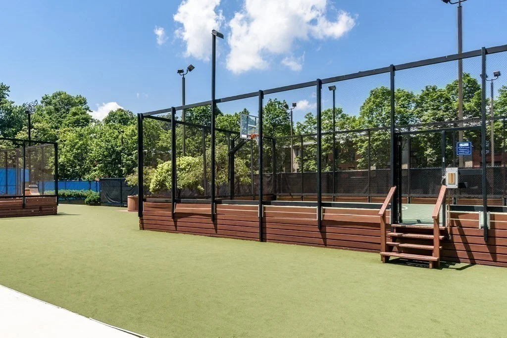 33 Pond Ave, Brookline Village