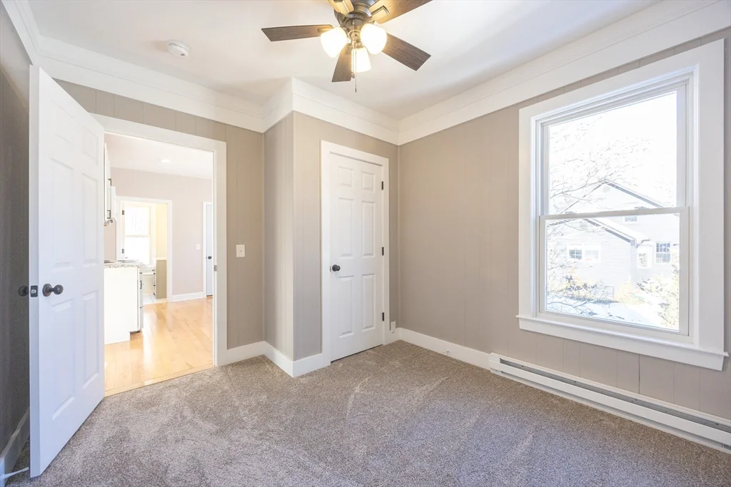 584 Mount Hope St, North Attleboro