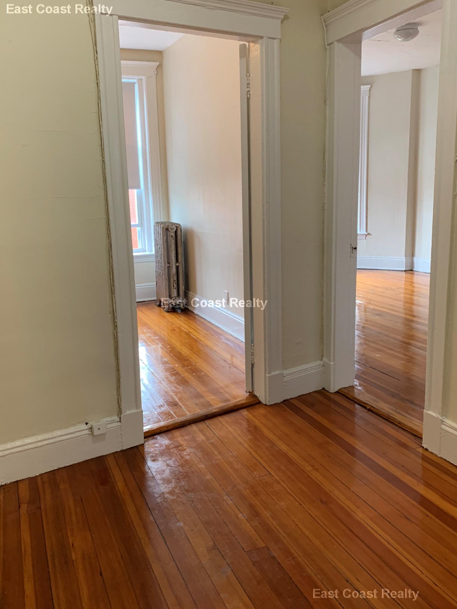 7 Mount Hood Rd, Brighton