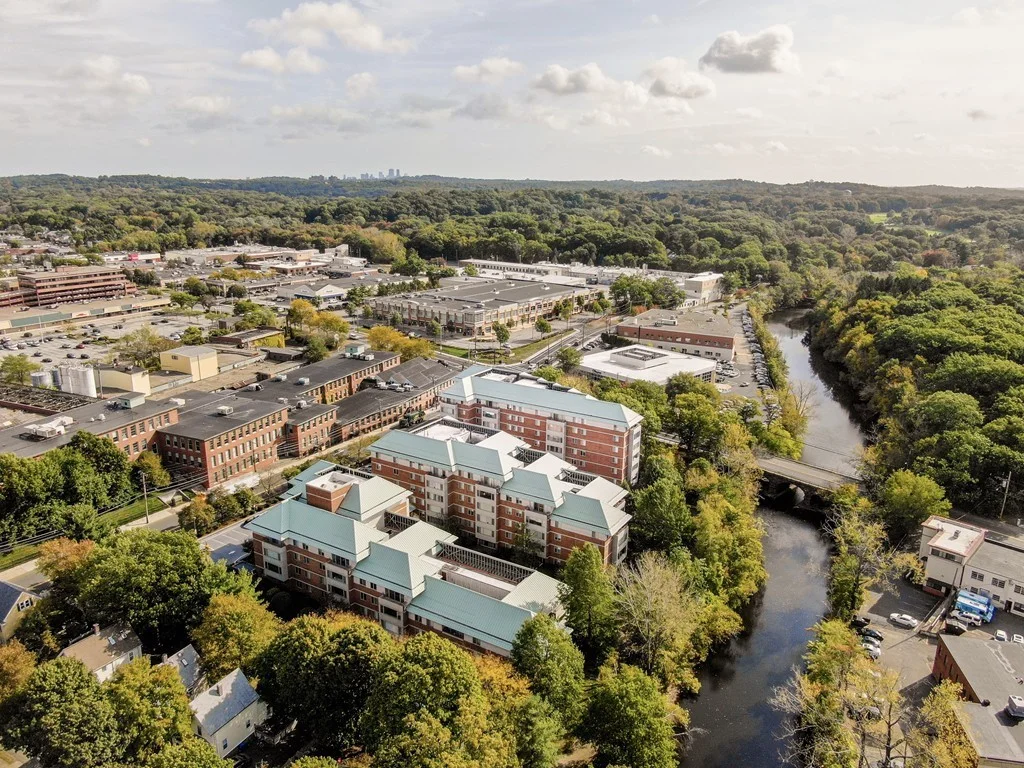 183 Oak St, Newton Upper Falls