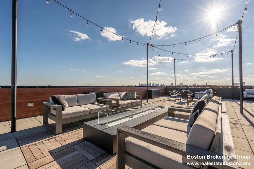 600 Broadway, South Boston