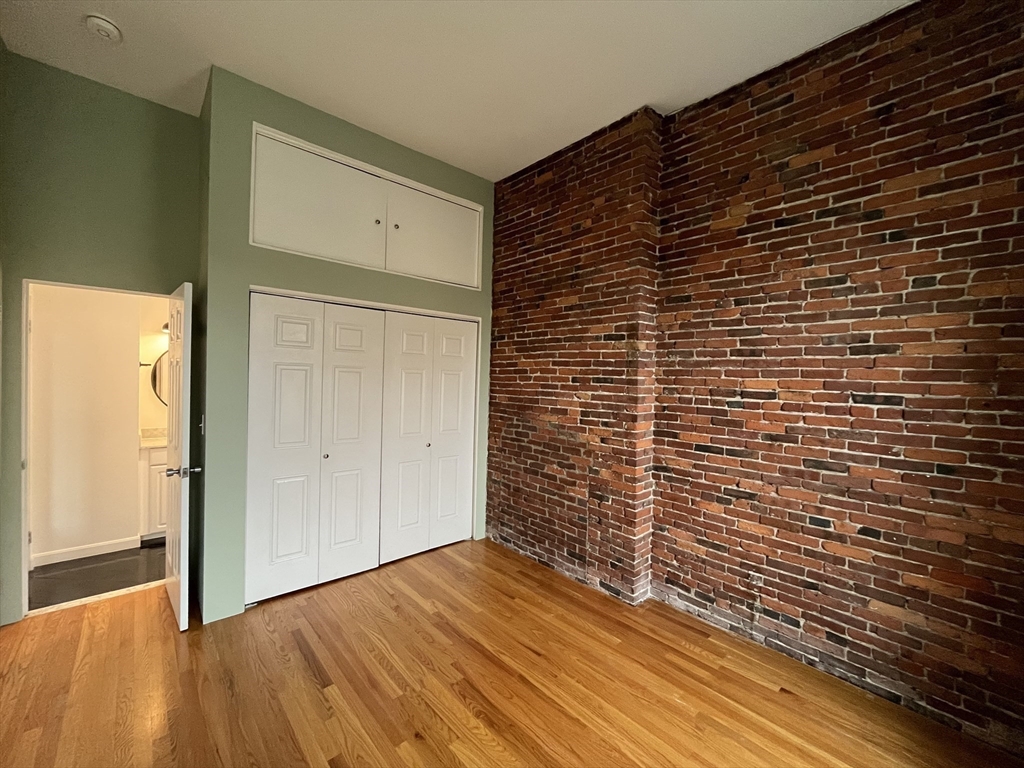 37 W Newton St, South End