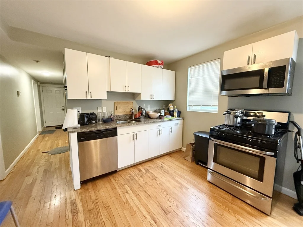 3977 Washington St, Jamaica Plain