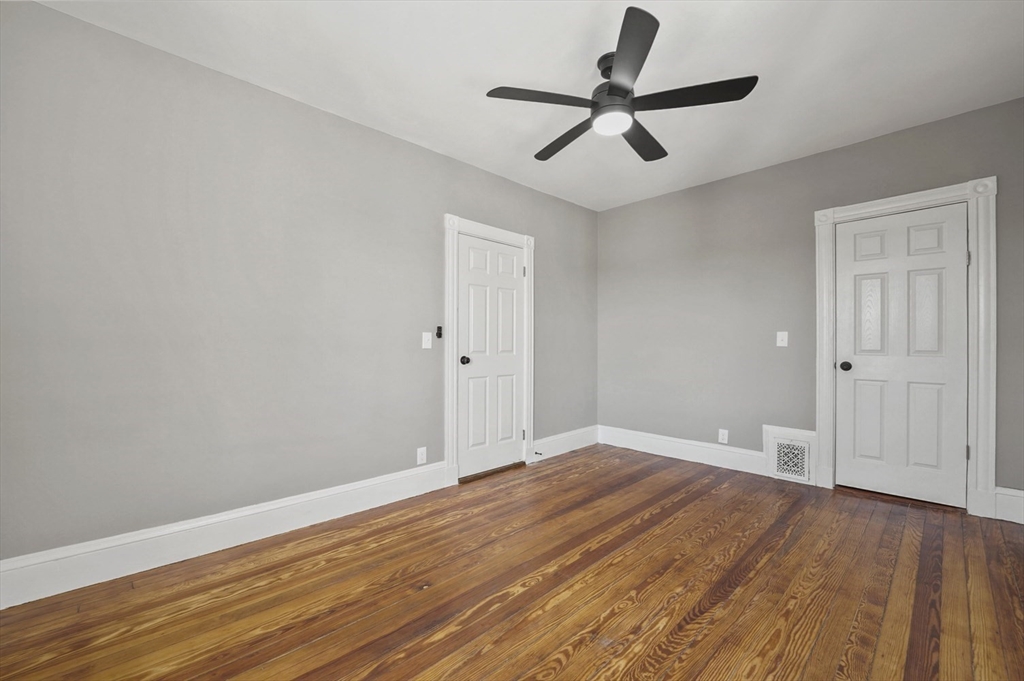 18 Lyon St, Dorchester