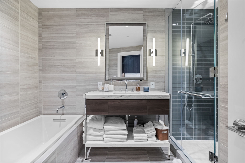 430 Stuart St, Back Bay