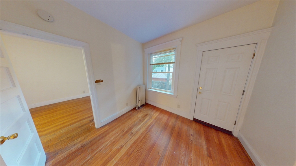 40 Winchester St, North Brookline