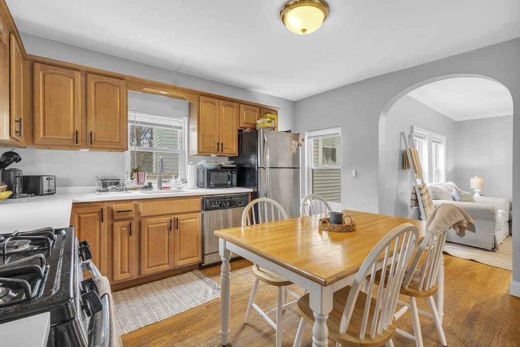 180 W 8th, South Boston