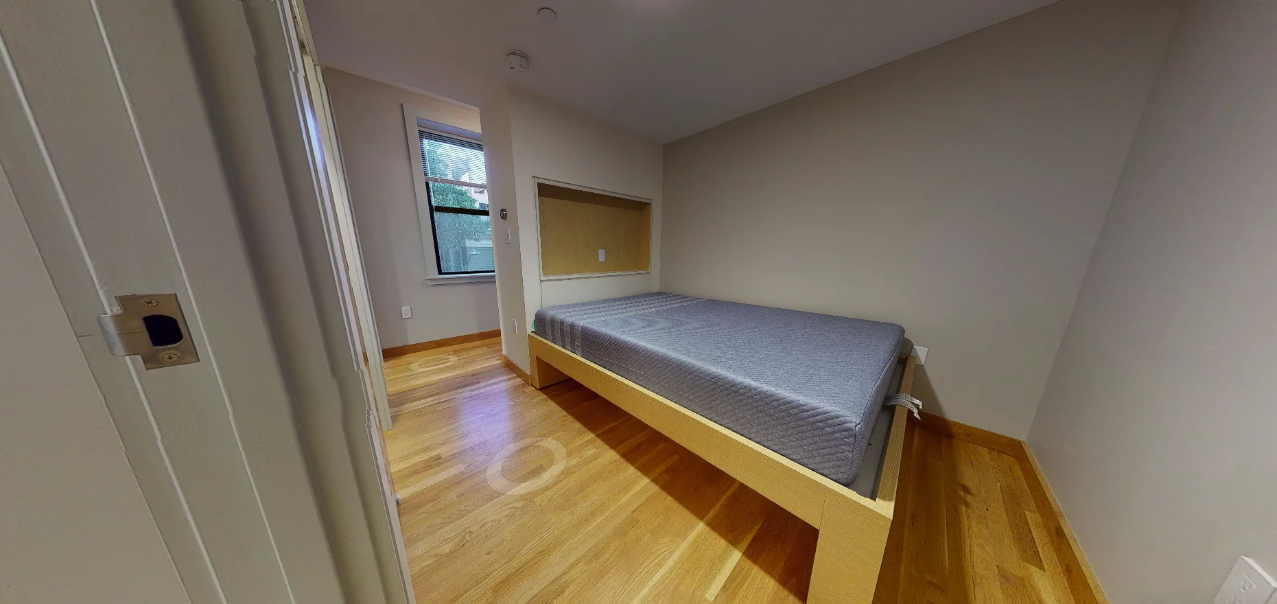 115 Mount Auburn St, Harvard Square