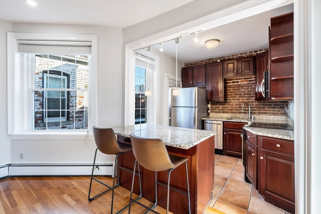 80 Revere, Beacon Hill